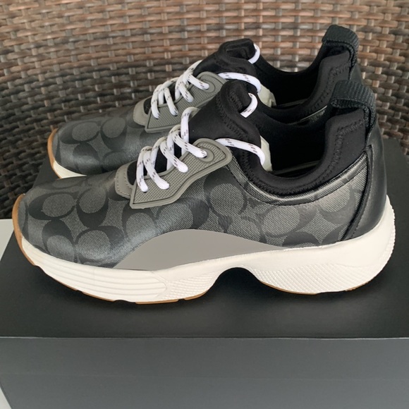 Coach C270 Tech Runner - Picture 8 of 16